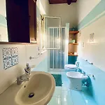 לינה וארוחת בוקר La Bouganville Acconia