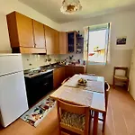 La Bouganville לינה וארוחת בוקר 3*
